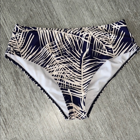 High rise bikini bottoms - Picture 1 of 2